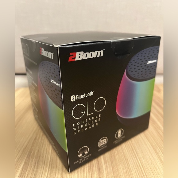 Bluetooth GLO Wireless Speaker. Portable, color changing, FM radio. Gift. NEW! - Picture 2 of 9